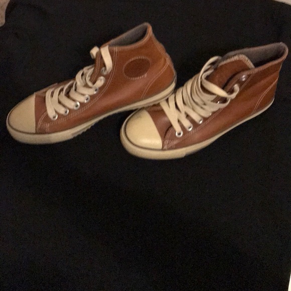 Leather converse - Picture 1 of 4